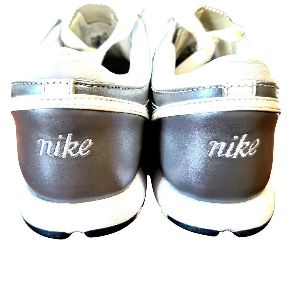 Nike Zoom Women's 10 Silver Athletic Tennis Shoes Cleats